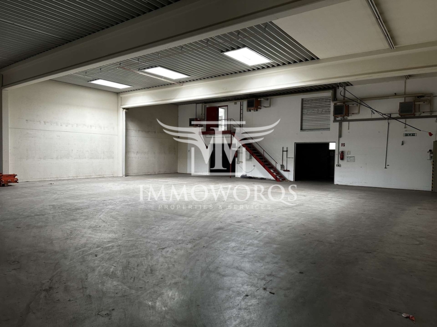 Produktions-/Lagerhalle mit Büroflächen**provisionsfreie Vermietung** - Halle (24327)