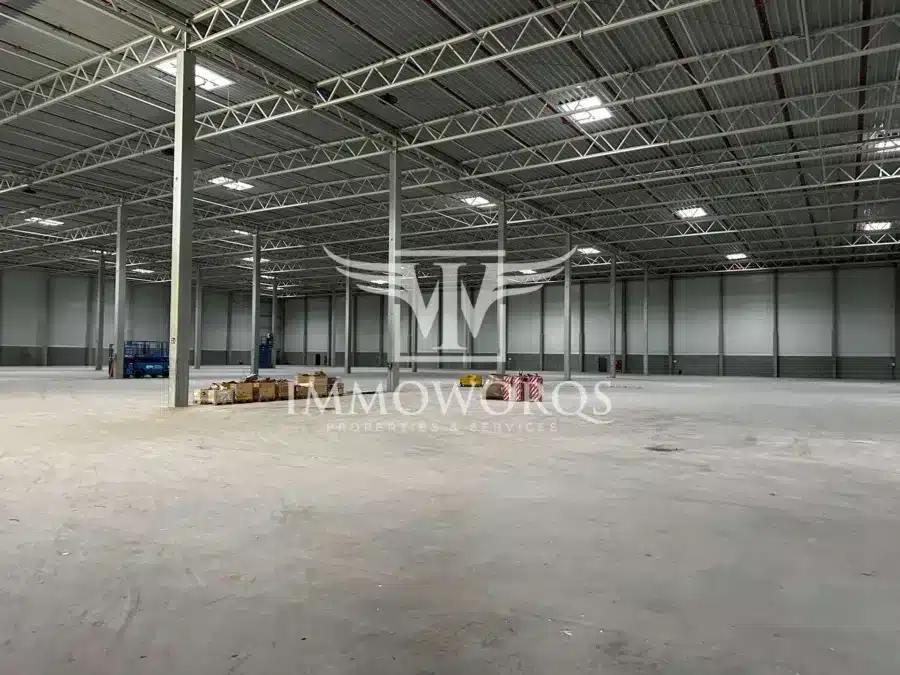 Bestandshalle **Passende Produktions- /Lagerhalle** provisionsfreie Vermietung - Hallenansicht Beispiel (24949)